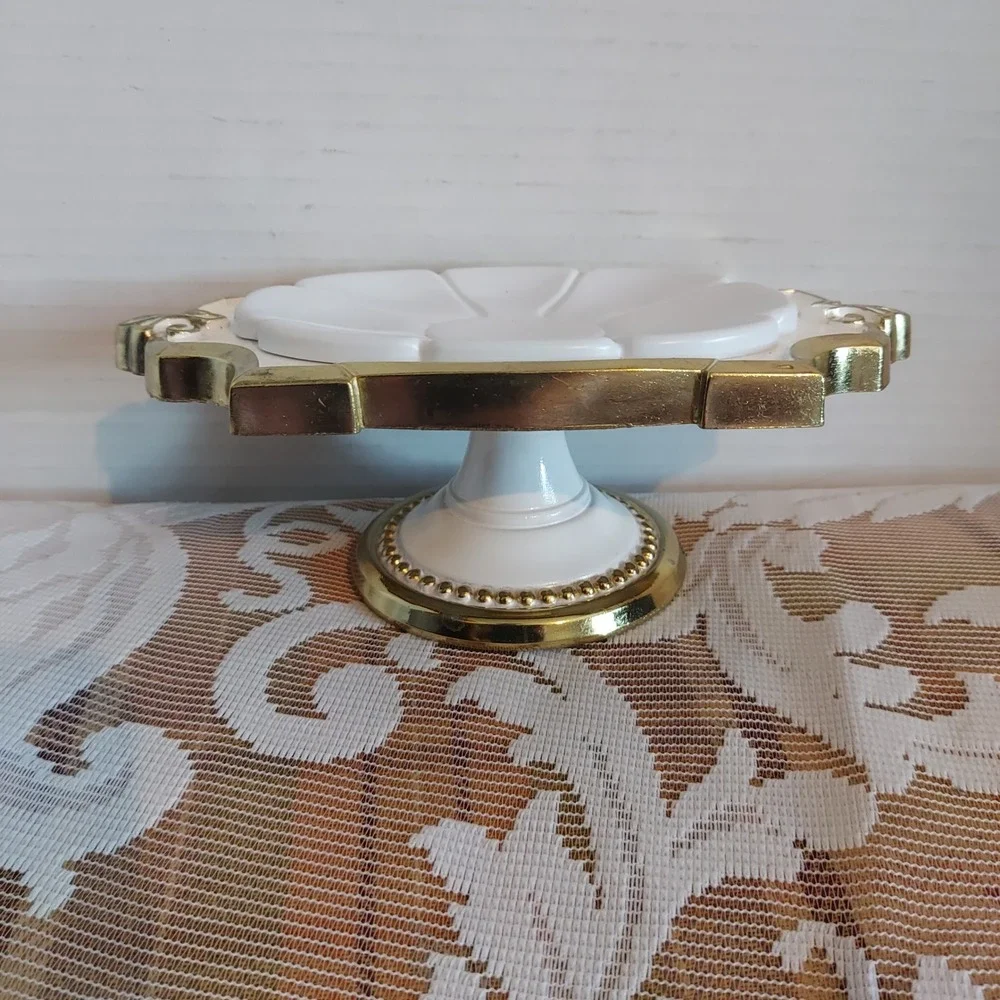 Vintage Hollywood Regency Gold White Pedestal Soap Dish Ornate Floral Vanity